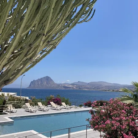 Aparthotel Tamarea Tonnara di Bonagia